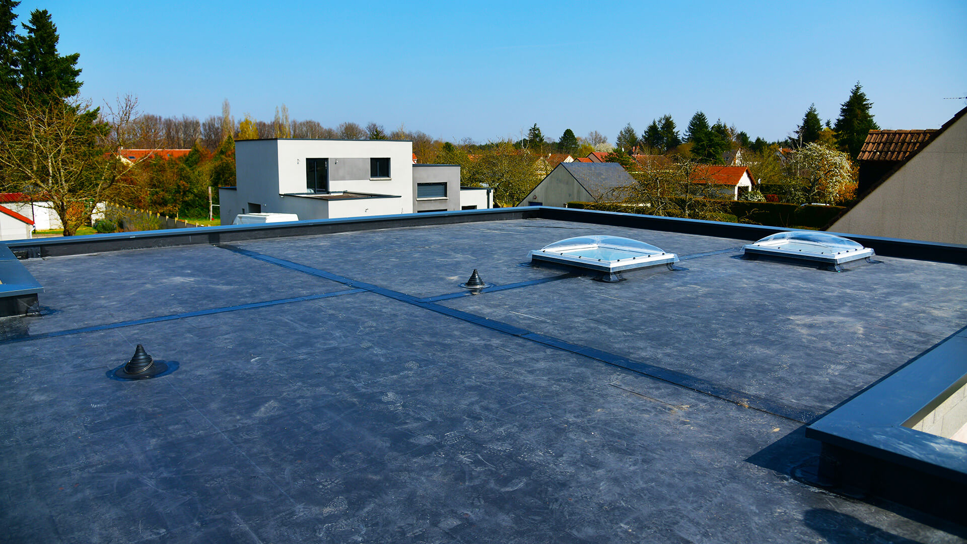 Flat Roofs in Harsh Climates