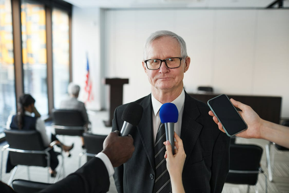 How to Stay Calm and Clear When Speaking Under Media Pressure